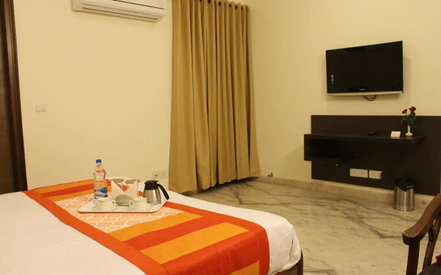 Itsy Hotels Swastika Inn Sector 26