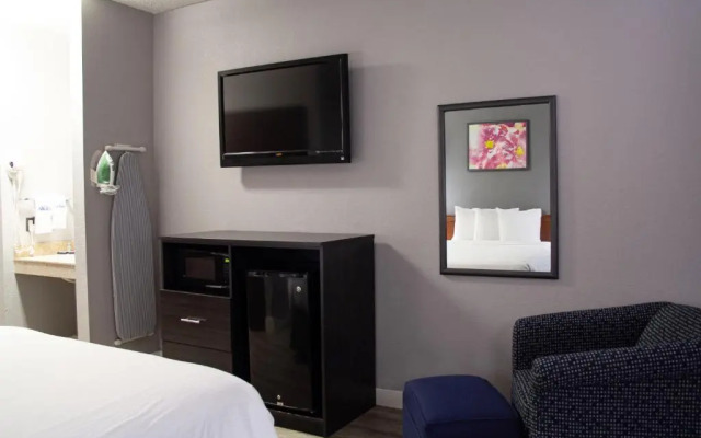 New Victorian Inn & Suites in Sioux City, IA