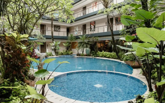 Отель Amaroossa Suite Bali