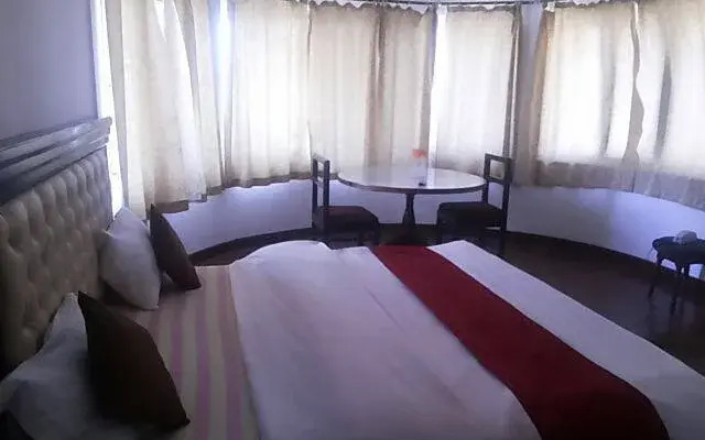 Hotel Mussoorie Midview