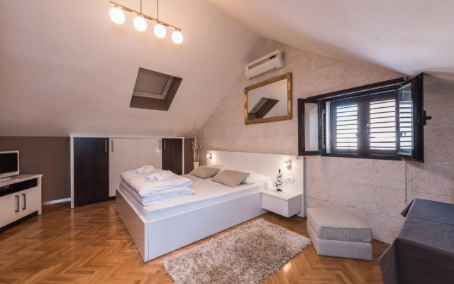 Apartments Donat