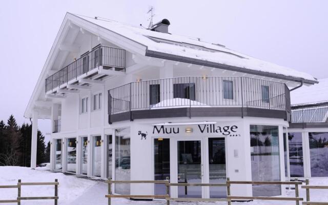 Muu Village