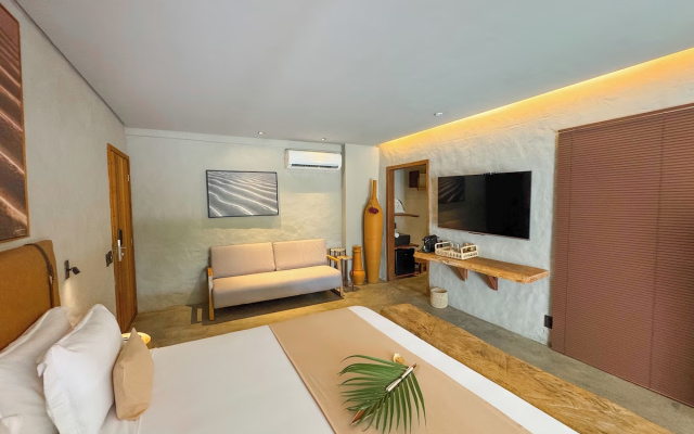 Makena Hotel