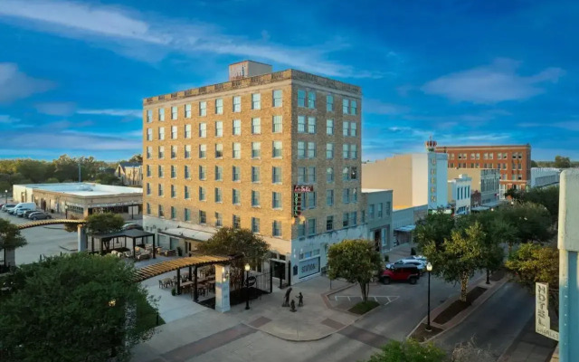 The Lasalle Hotel, Bryan College Station, A Tribute Portfolio Hotel