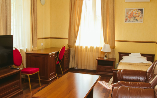 Korona Hotel