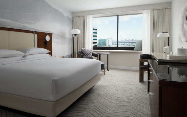 Marriott Long Beach Downtown