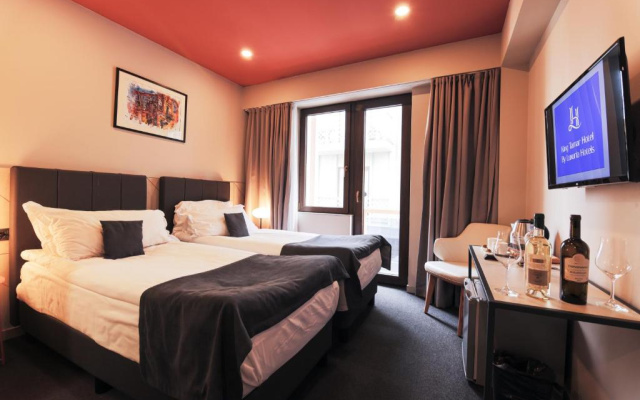 Отель King Tamar By Luxuria Hotels