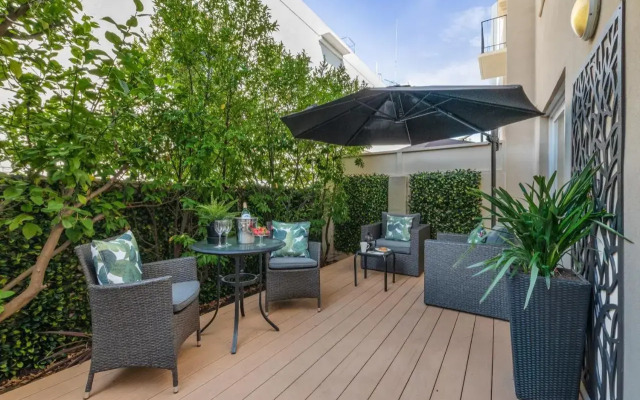 The Peninsula Riverside Serviced Apartments