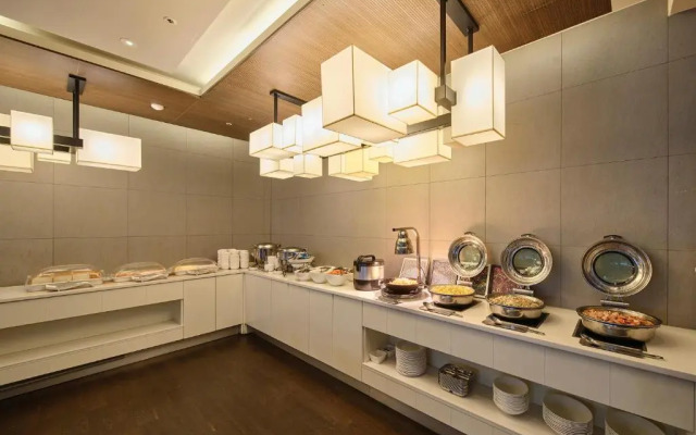 Jeju Central City Hotel