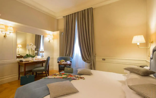 Hotel Corona d'Oro