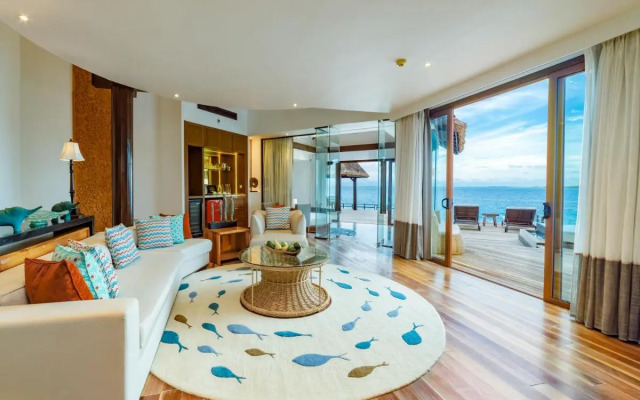 Ozen Reserve Bolifushi- All Inclusive with Free Transfers
