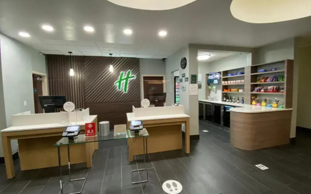 Holiday Inn & Suites Bothell, an IHG Hotel