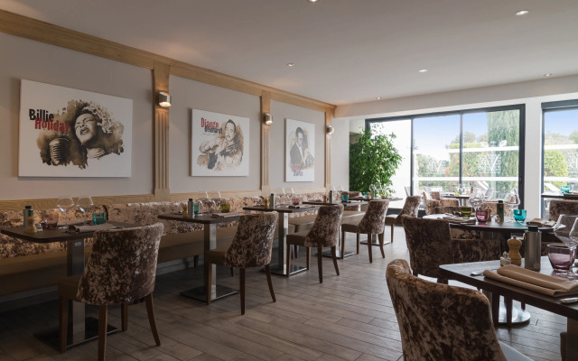 Val Baussenc, The Originals Relais