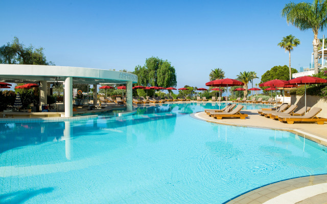 St Raphael Resort & Marina