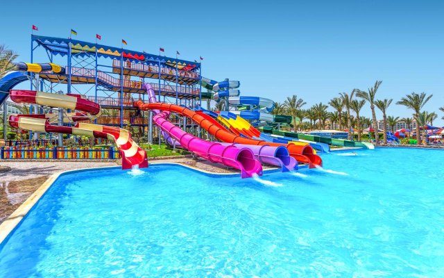 Hawaii Riviera Club Aqua Park Resort - Families and Couples only