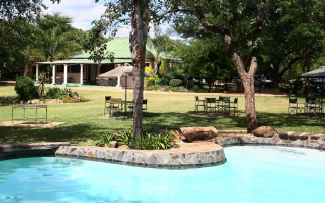 Farmhouse Lodge Matopos