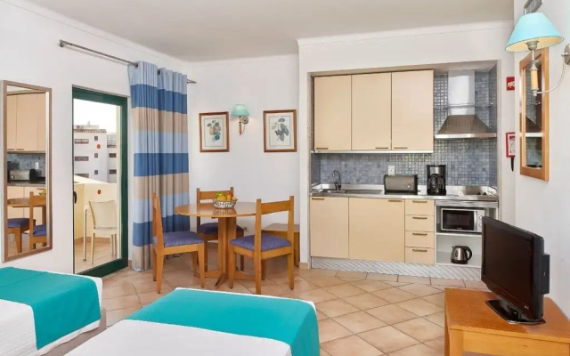 Oceanus Aparthotel