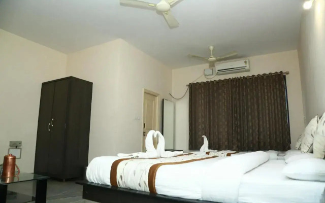 Soundarya Hotel