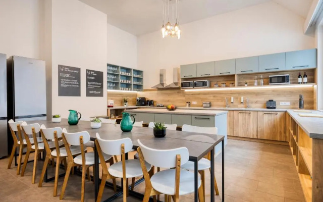 lyf Schönbrunn Vienna