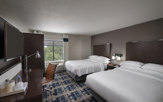 Four Points by Sheraton Charlotte - Lake Norman