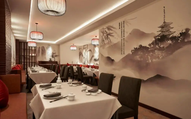 Sheraton Saigon Grand Opera