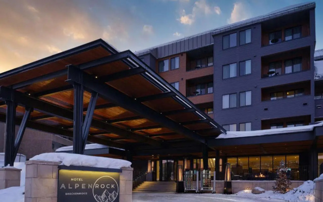 Hotel Alpenrock Breckenridge, Curio Collection by Hilton