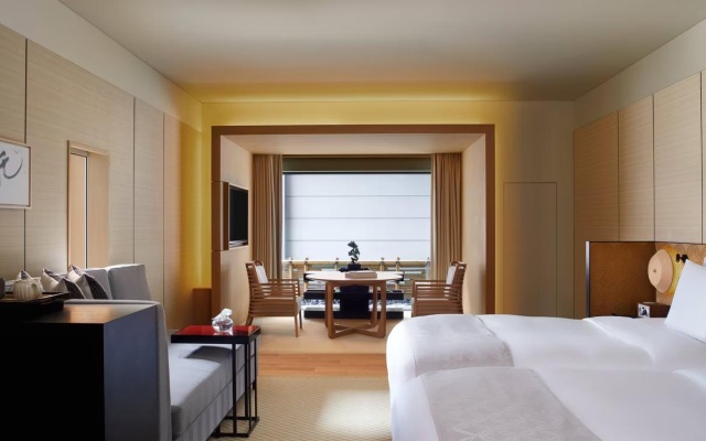 Deluxe Double room with courtyard view (풀 더블 침대) 사진 3