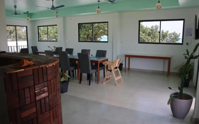Clouds Beach Retreat Laamu