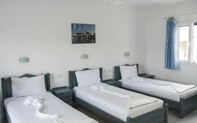 Ikaros Studios & Apartments