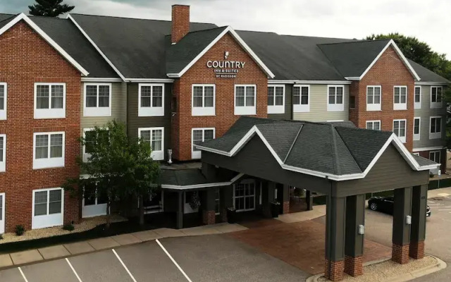 Country Inn & Suites by Radisson, Red Wing, MN