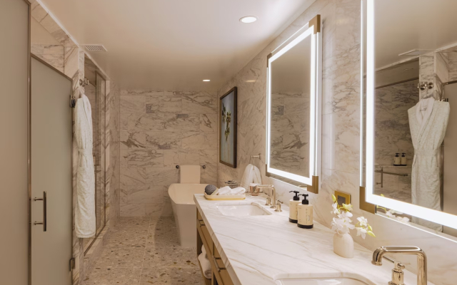 Regent Santa Monica Beach