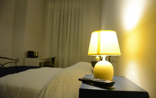 Mambo Suites