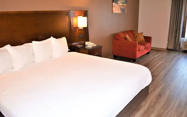 The Ashley Inn & Suites