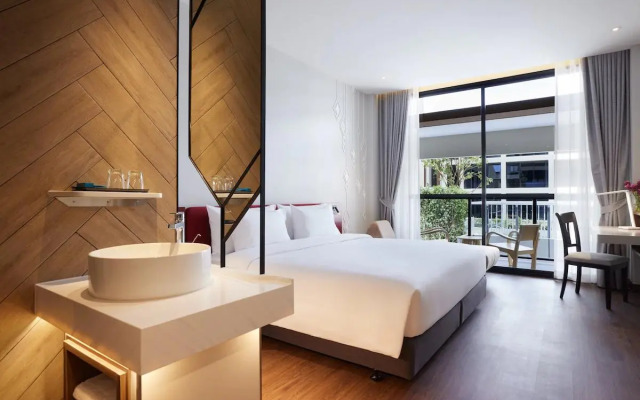 Centara Life Hotel Bangkok Phra Nakhon