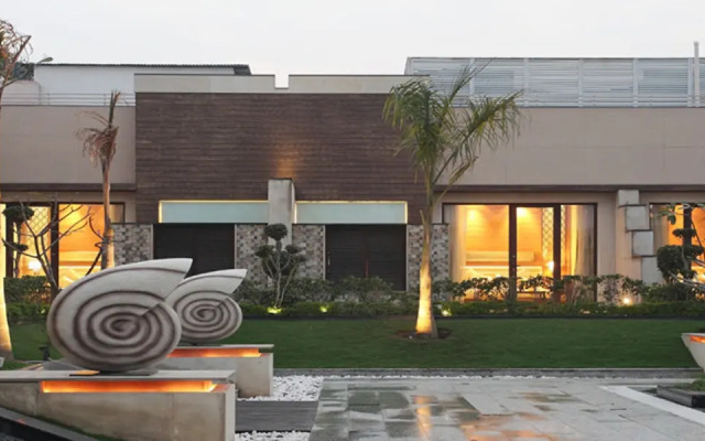 Oodles Hotel Chhattarpur South Delhi