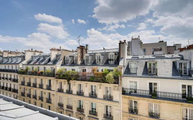 ibis Styles Paris Cadet Lafayette