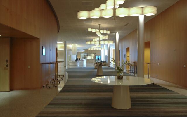 Hilton Helsinki Airport