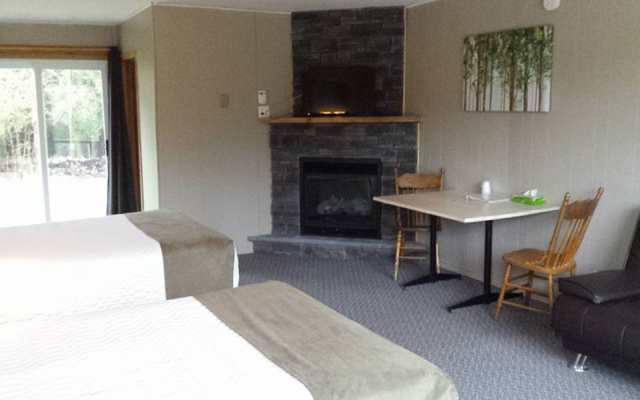 The Spirit Rock Outpost & Lodge