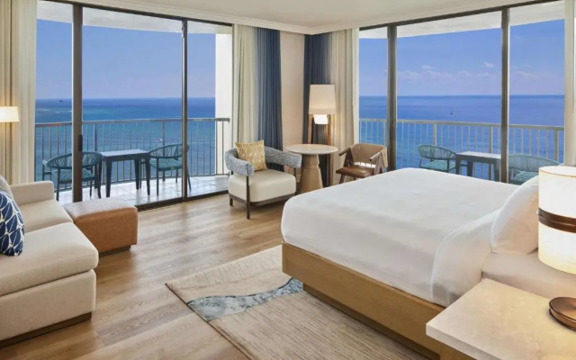 Hilton Hawaiian Village Waikiki Beach Resort - Image 3