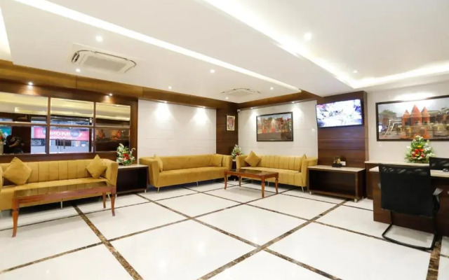 Hotel Dolphin Grand