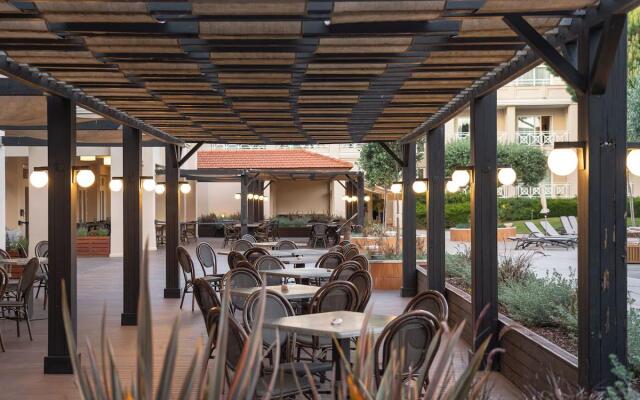 Celay Hotel
