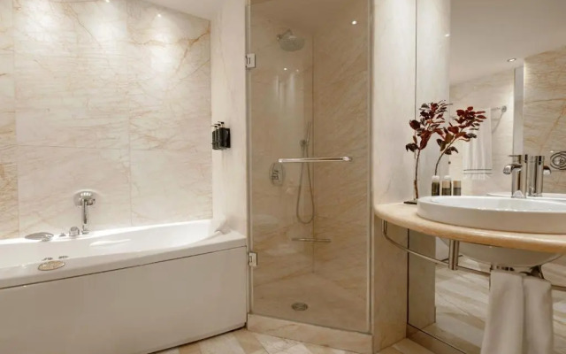 Отель Melia Athens