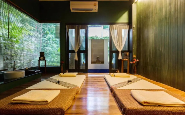 Horizon Karon Beach Resort & Spa