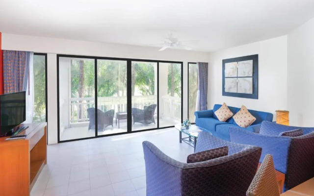 Homm Suites Laguna