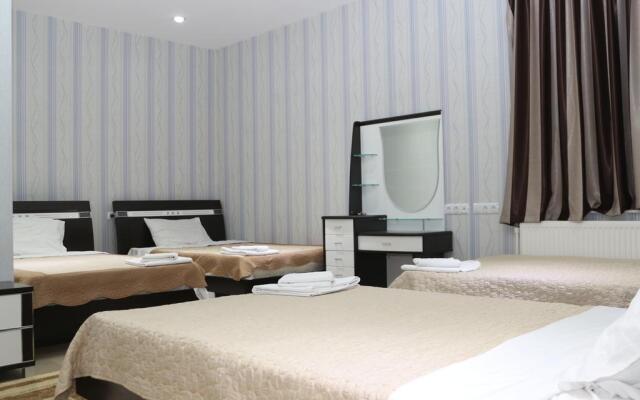 Roses Garden Hotel