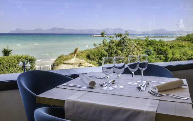 Playa Esperanza Resort
