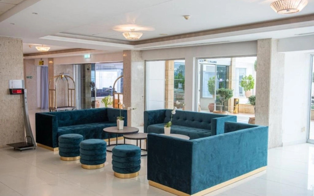 Dome Beach Marina Hotel & Resort
