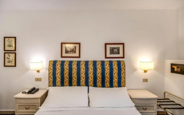 Napoleon Hotel