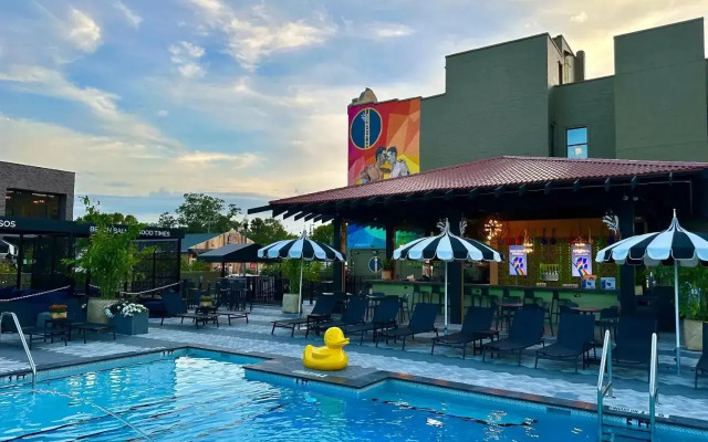 Mari Jean Hotel