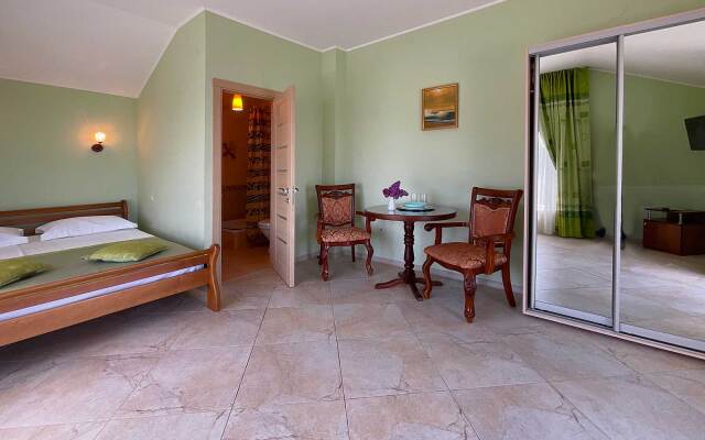 Zolotye Kupola Mini Hotel